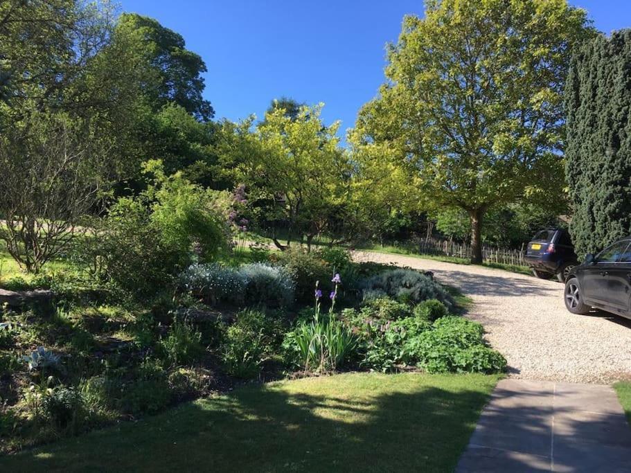 Masons Cottage, An Idyllic Retreat In An Area Of Outstanding Beauty, Close To Blenheim Palace, Oxford & The Cotswolds Stonesfield Luaran gambar