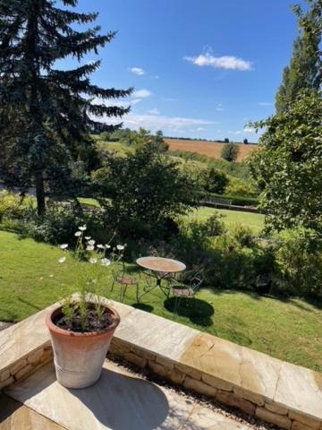 Masons Cottage, An Idyllic Retreat In An Area Of Outstanding Beauty, Close To Blenheim Palace, Oxford & The Cotswolds Stonesfield Luaran gambar